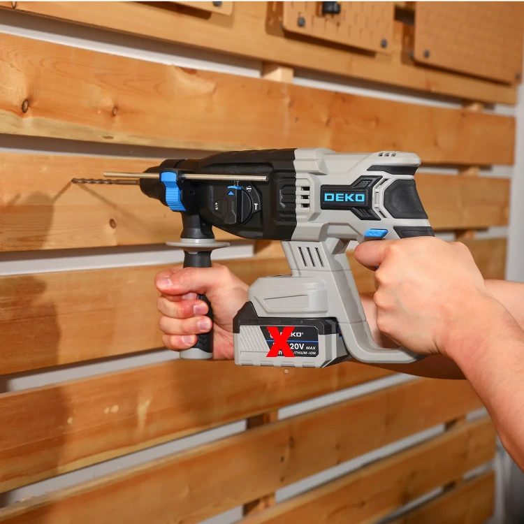 Młot udarowy akumulatorowy DKBL20RH03-S0 do wiercenia i kucia bez obaw o plątające się kable