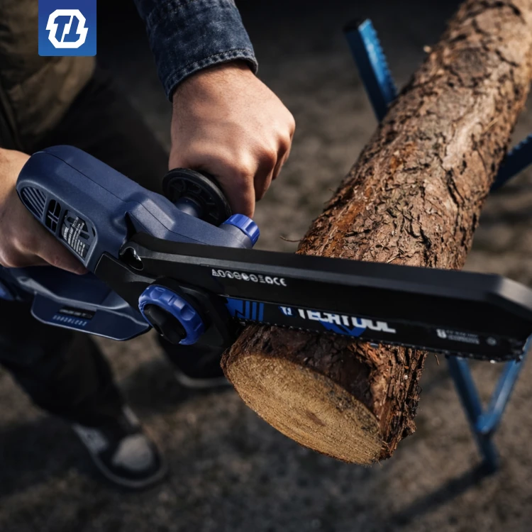 TECHTOOL TTCS08 z ładowarką i zapasowym łańcuchem do cięcia drewna ogrodowego