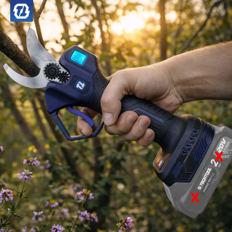 sekator akumulatorowy TTPS01 do ogrodu i działki