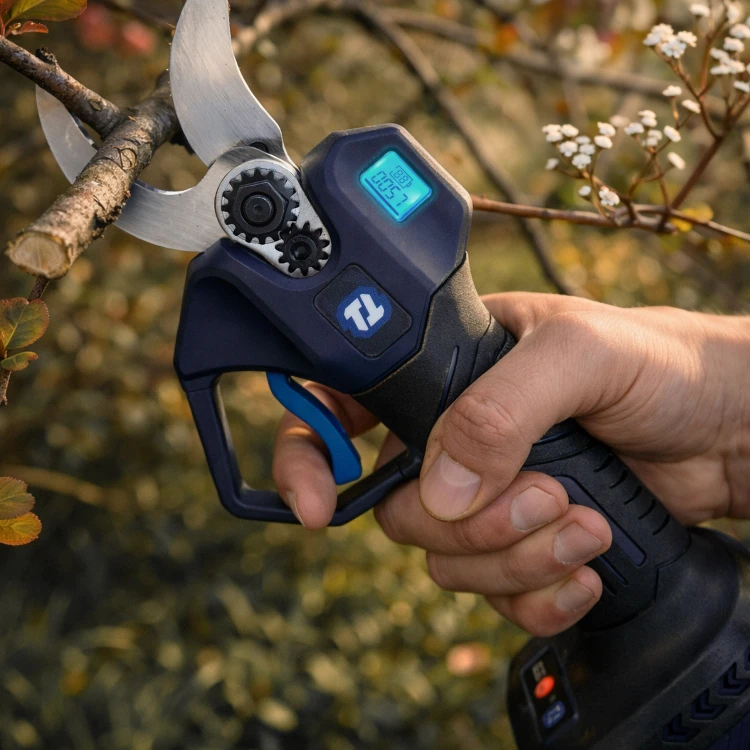 sekator akumulatorowy ergonomiczna konstrukcja niska waga