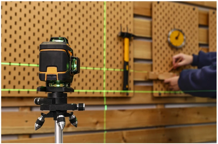 Poziomica 4D płaszczyznowa laserowa laser krzyżowy 16 linii DKLL16PS1 DEKO